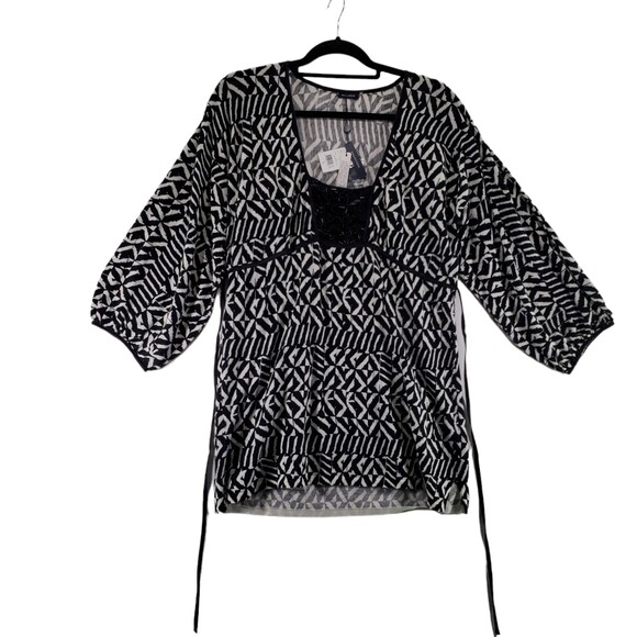 Magaschoni Tops - NWT Magaschoni L Knit Tunic Blouse Beaded Black White Tie Waist Stretch Shirt